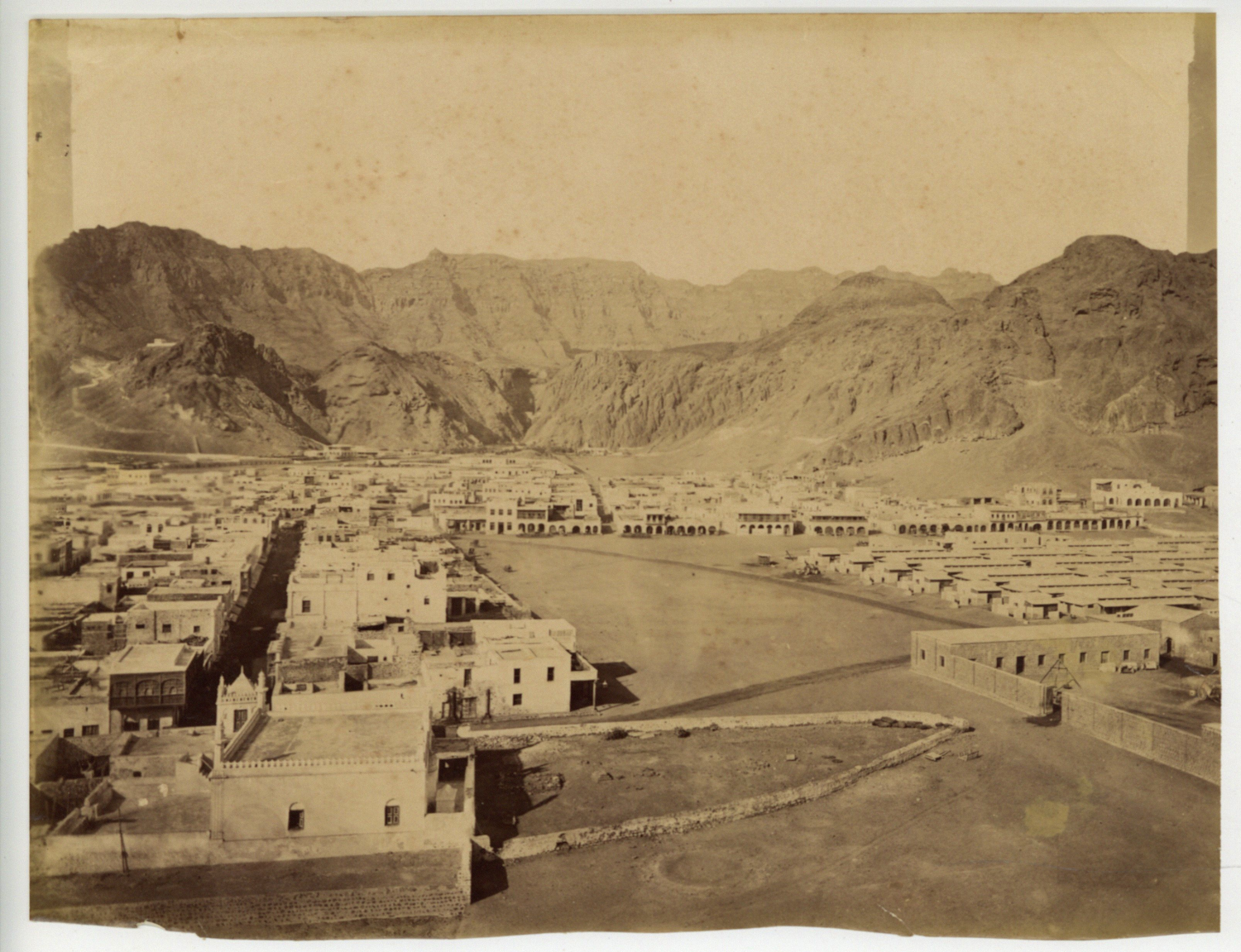 Yemen, aden, general view of the city vintage albumen print, tirage ...