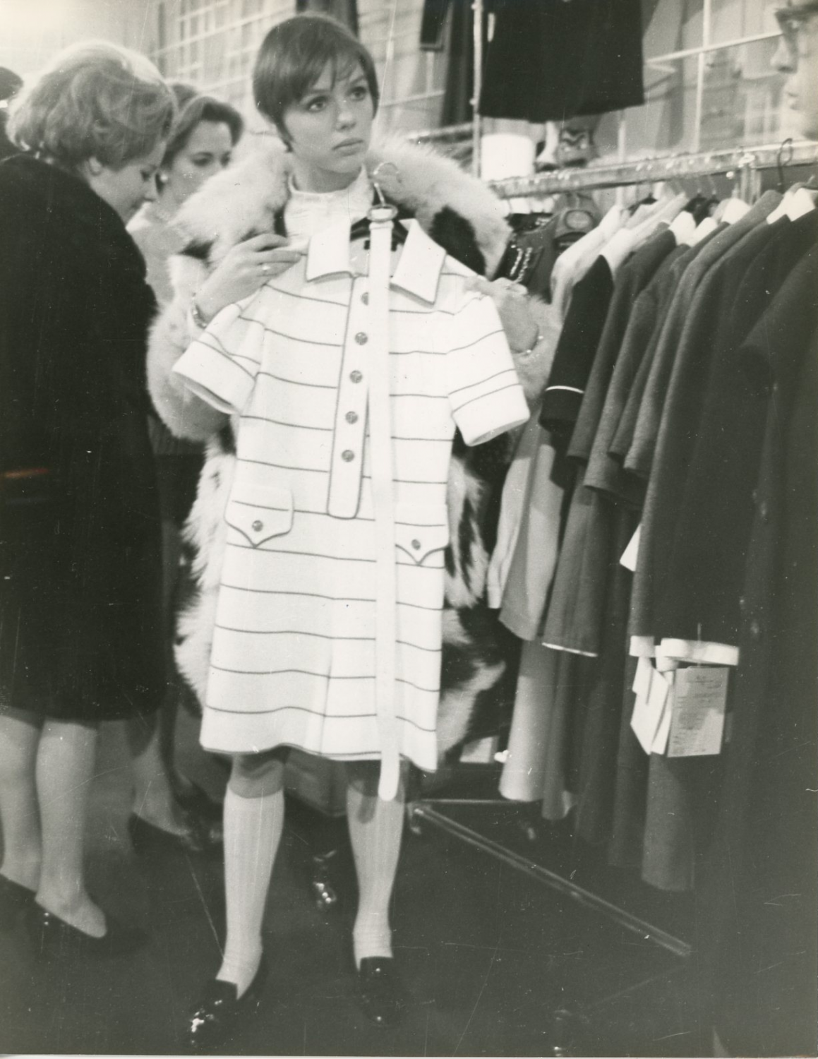 Haydée especial vintage, Haydée politoff is a French actress born on 25