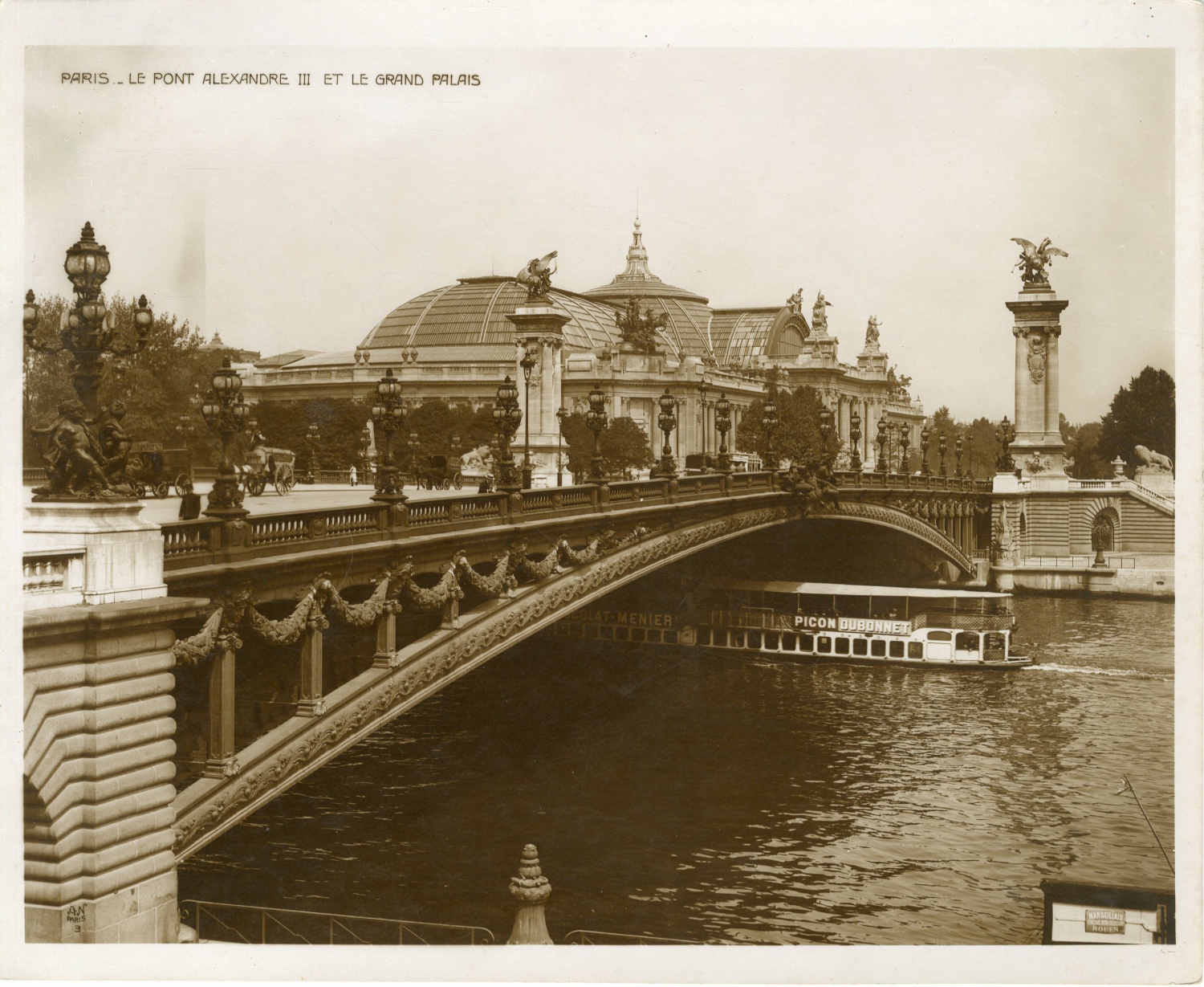 France, paris, le pont alexandre III et le grand palais vintage print ...